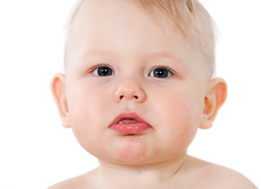 Bébé fait ses dents: les produits à éviter